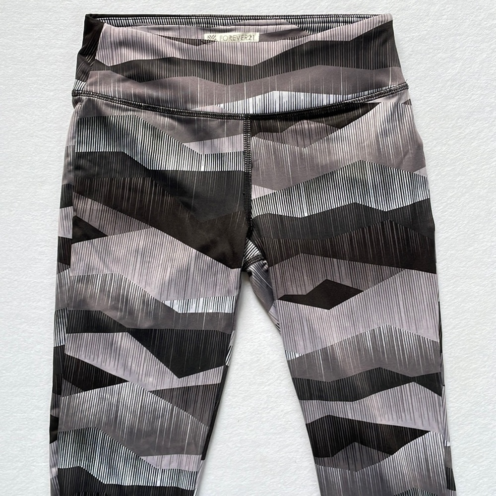 Forever 21 Crop Leggings